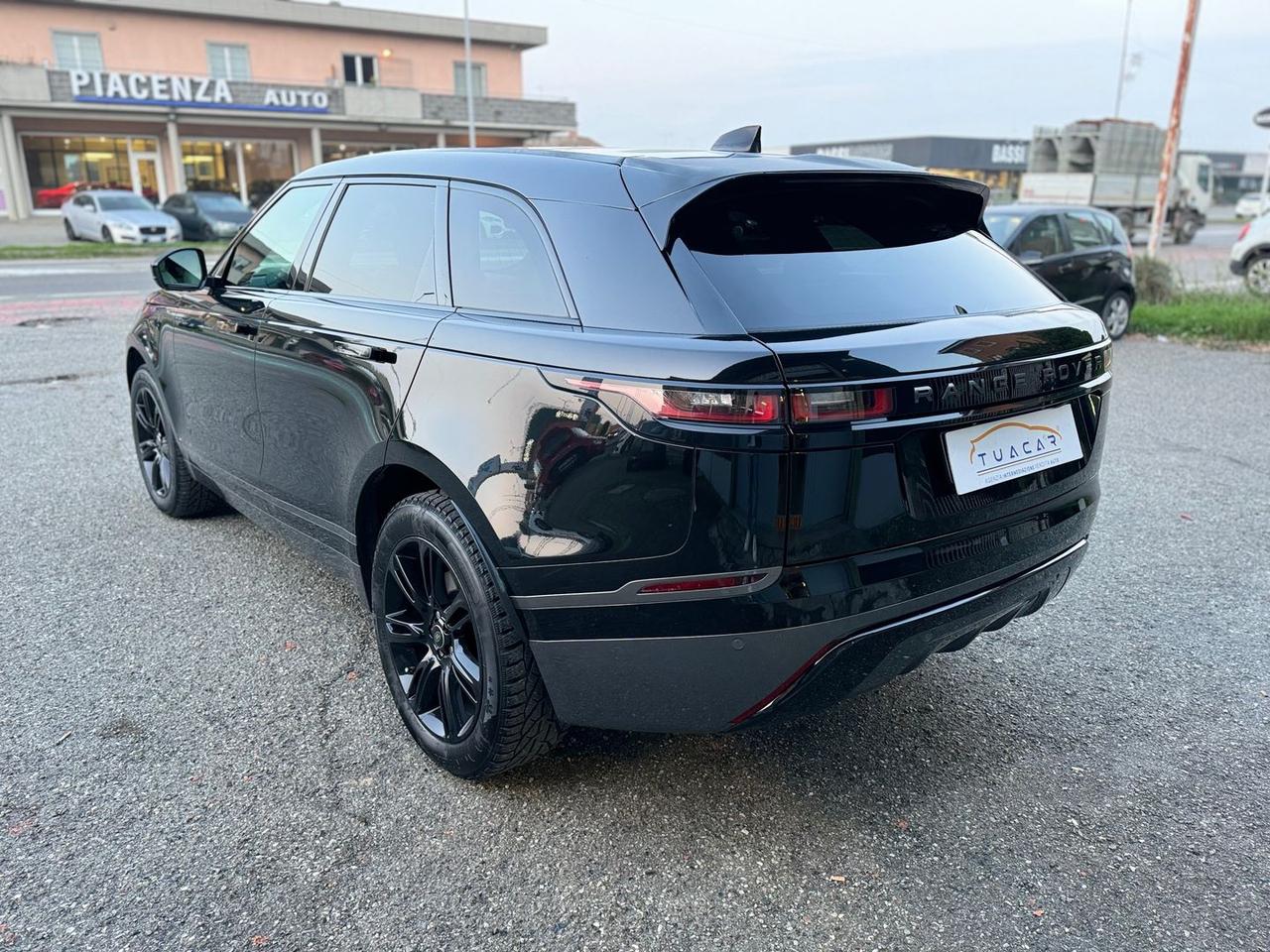 Land Rover Range Rover Velar R-Dynamic HSE D 240