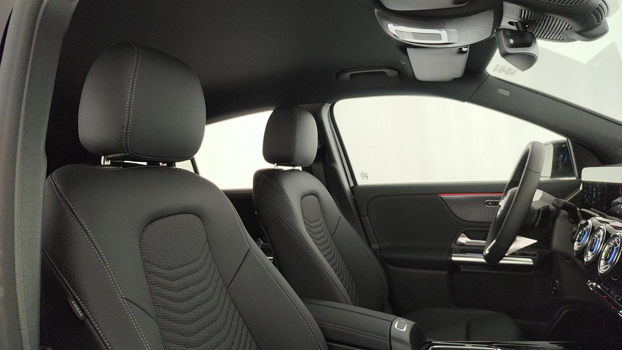 Mercedes-Benz GLA 200 d automatic