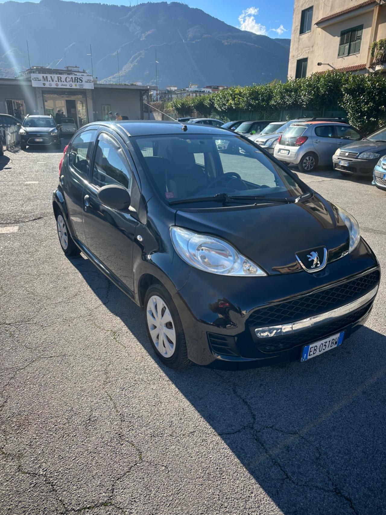 Peugeot 107 1.0 68CV 5p. Desir