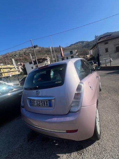 Lancia Ypsilon 1.2 69 CV Elle