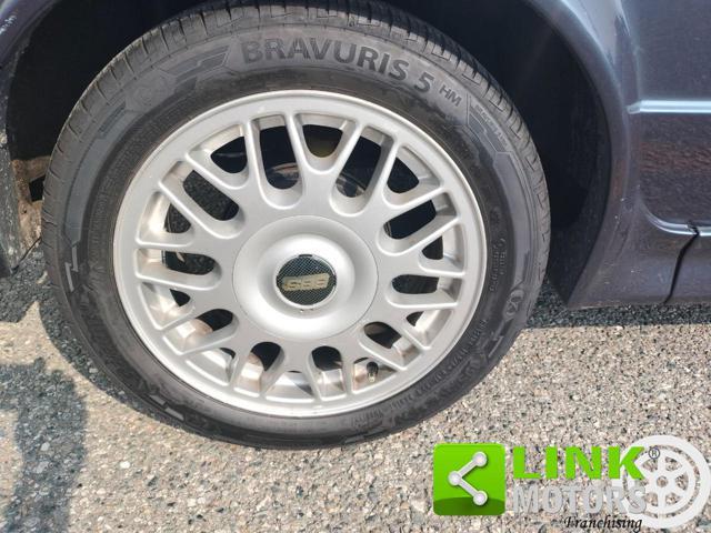 VOLKSWAGEN Golf Cabriolet 1.6i
