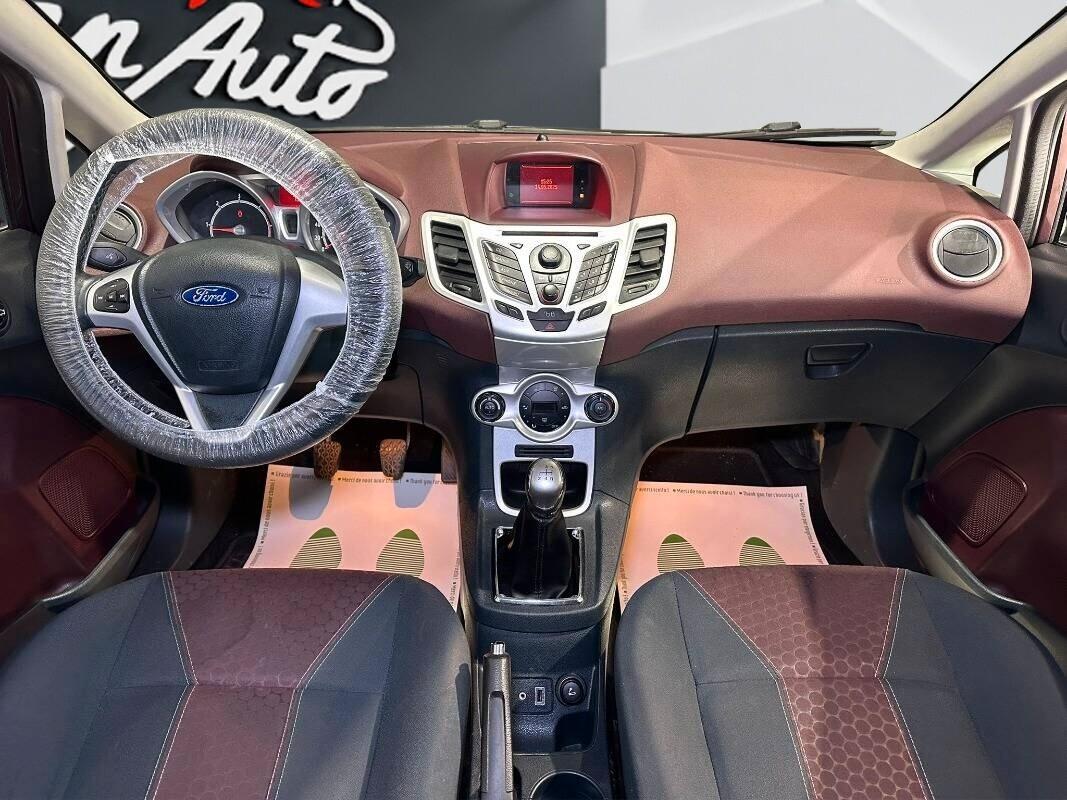 Ford Fiesta 1.4 TDCi 5p. Titanium
