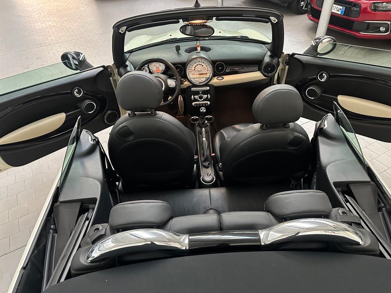 Mini 1.6 16V allestimento John Cooper Works Cabrio