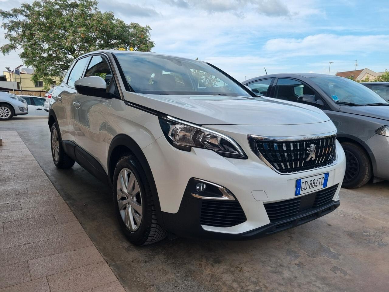 Peugeot 3008 BlueHDi 130 S&S Business