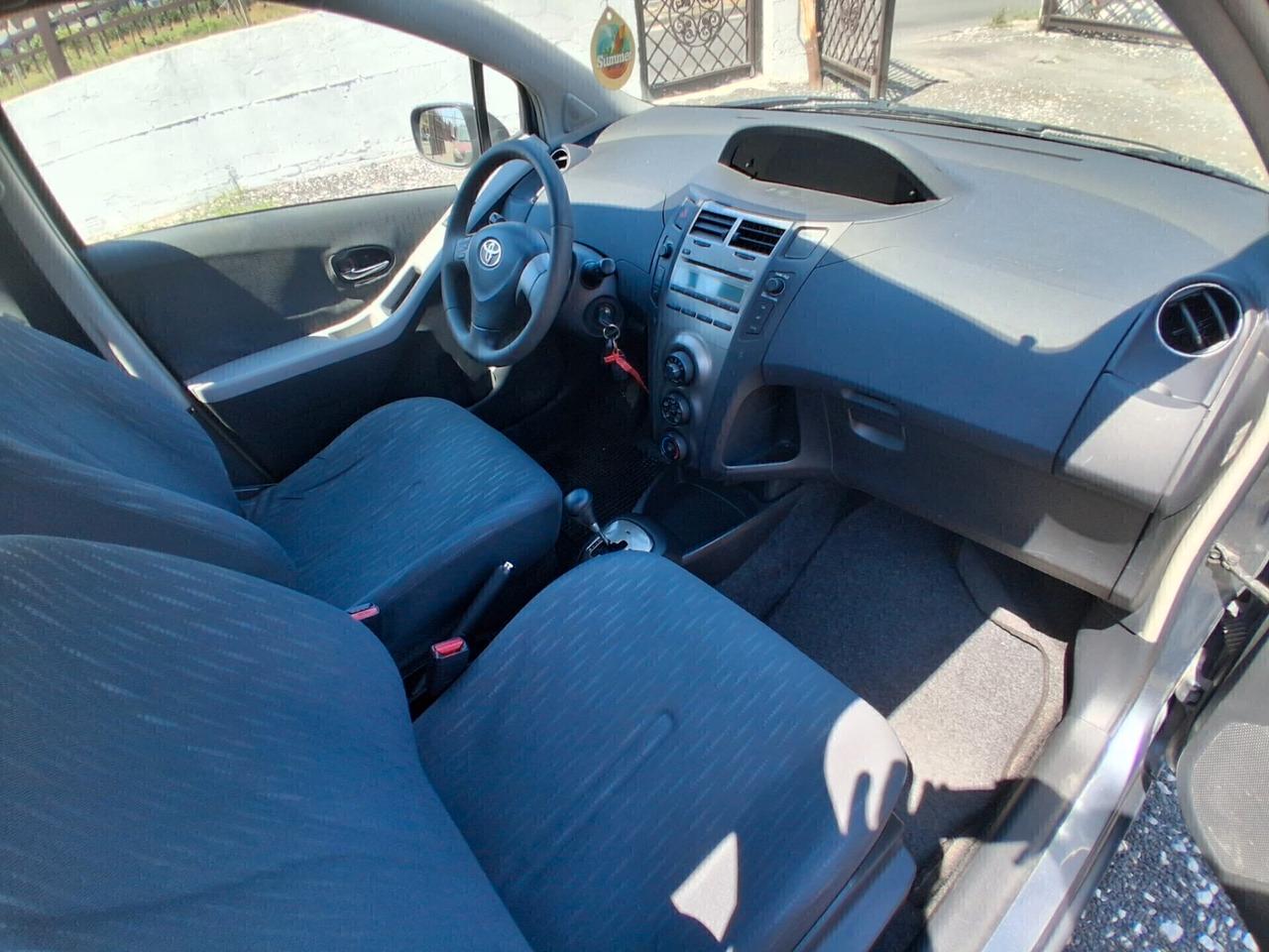 Toyota Yaris 1.4 D-4D 5 porte - Cambio Automatico