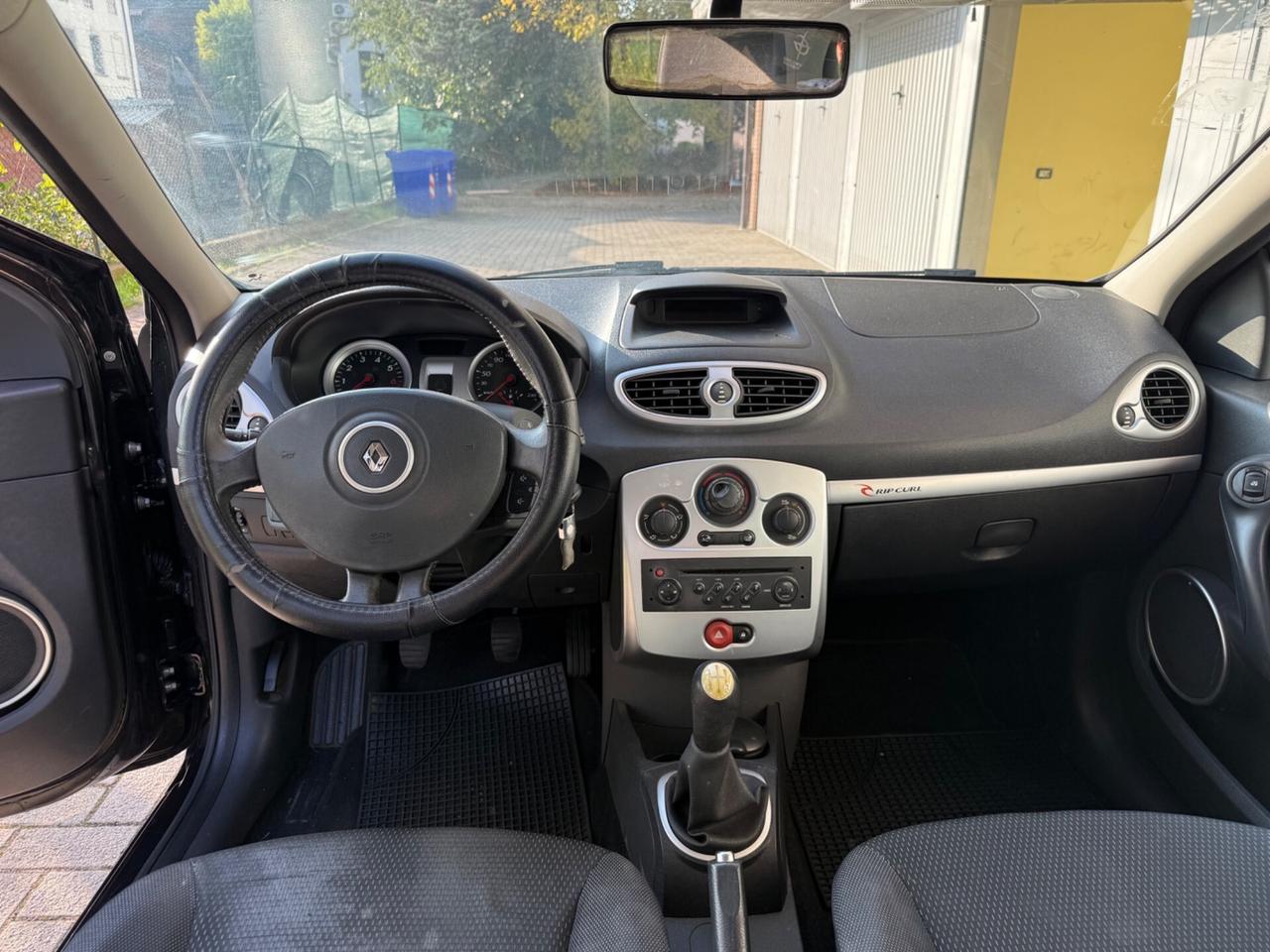 Renault Clio 1.2 16V 5 porte Le Iene