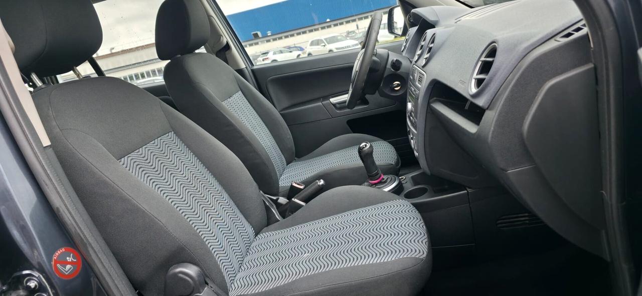 Ford Fusion UAV 1.4 16V automatica neopatentati