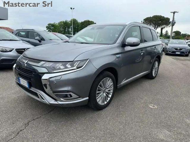 MITSUBISHI Outlander Outlander phev 2.4 Instyle Plus 4wd - FZ221SY