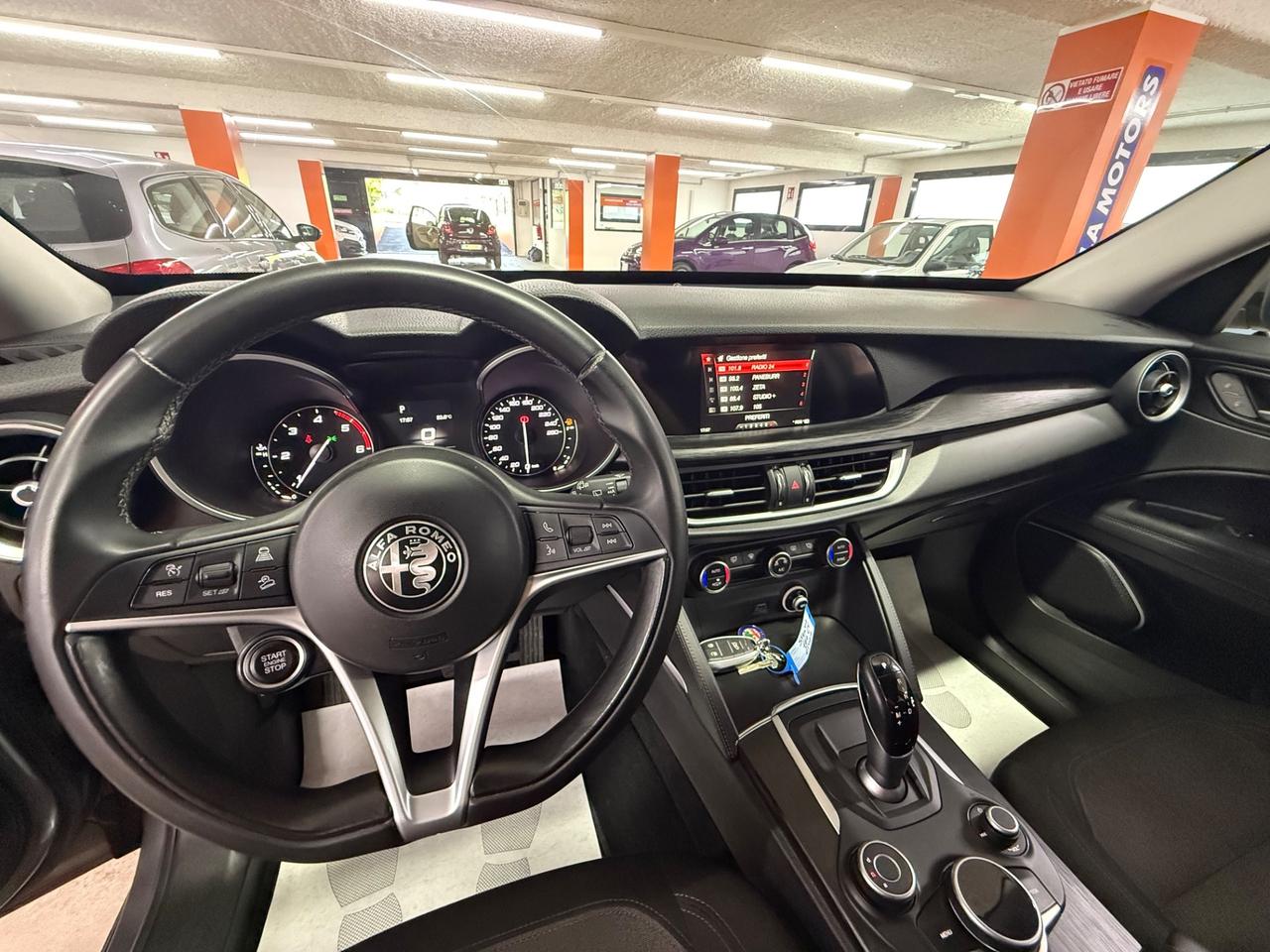 Alfa Romeo Stelvio 2.2 Turbodiesel 160 CV AT8 RWD Business