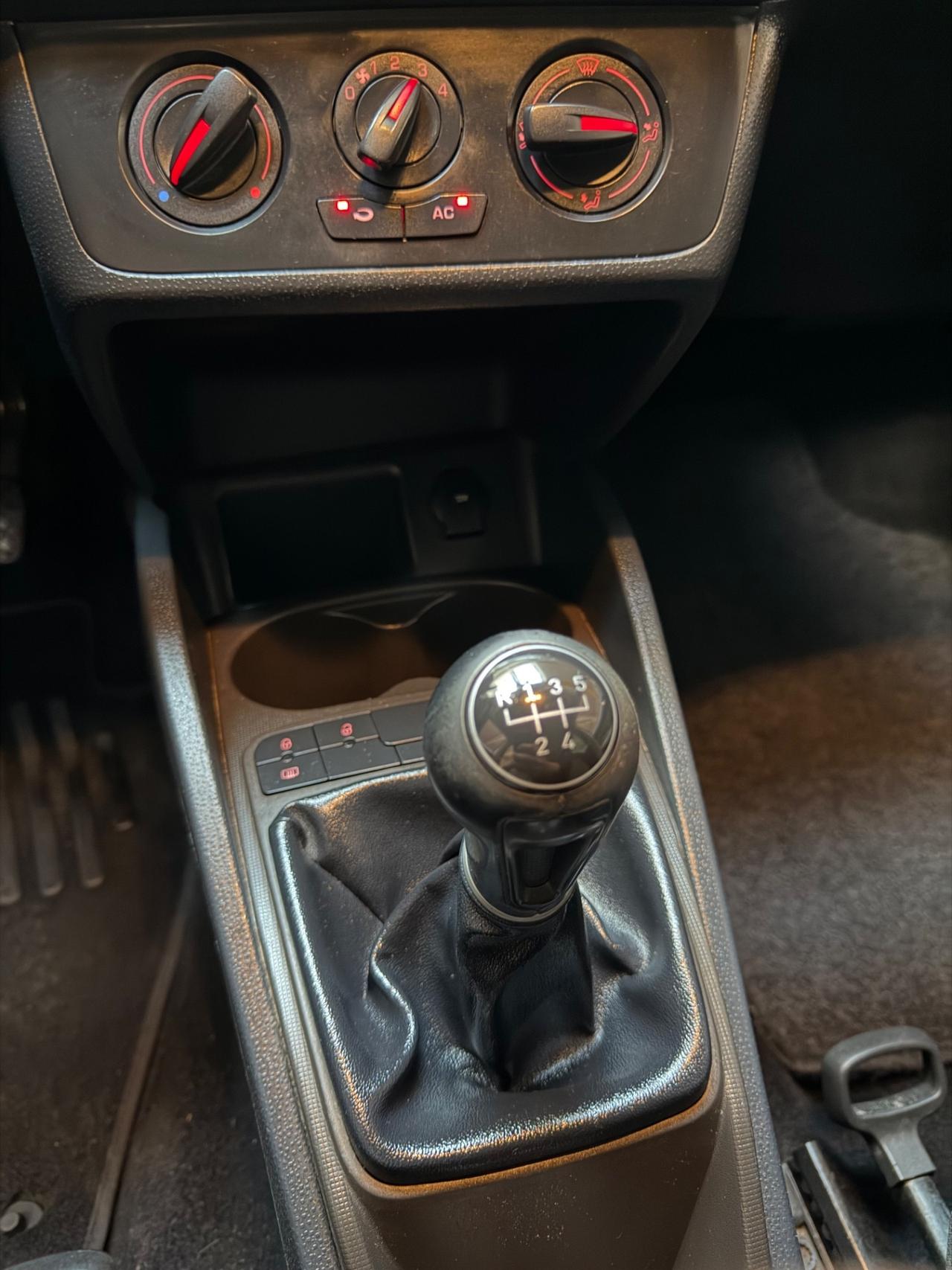 Seat Ibiza 1.2 Neopatentati Euro 5