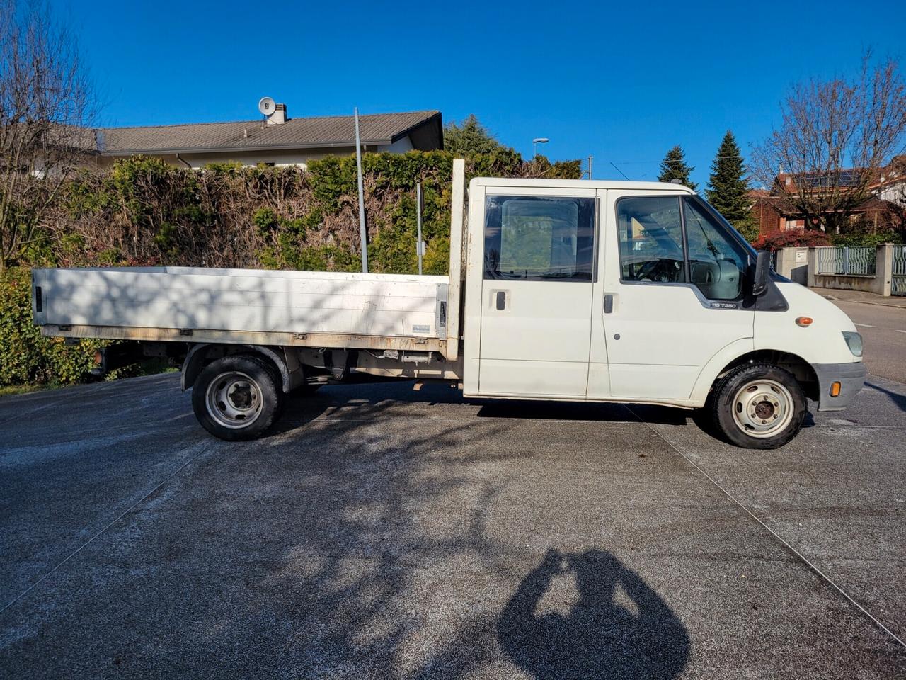 Ford Transit 115 T350 doppia cabina 6 posti