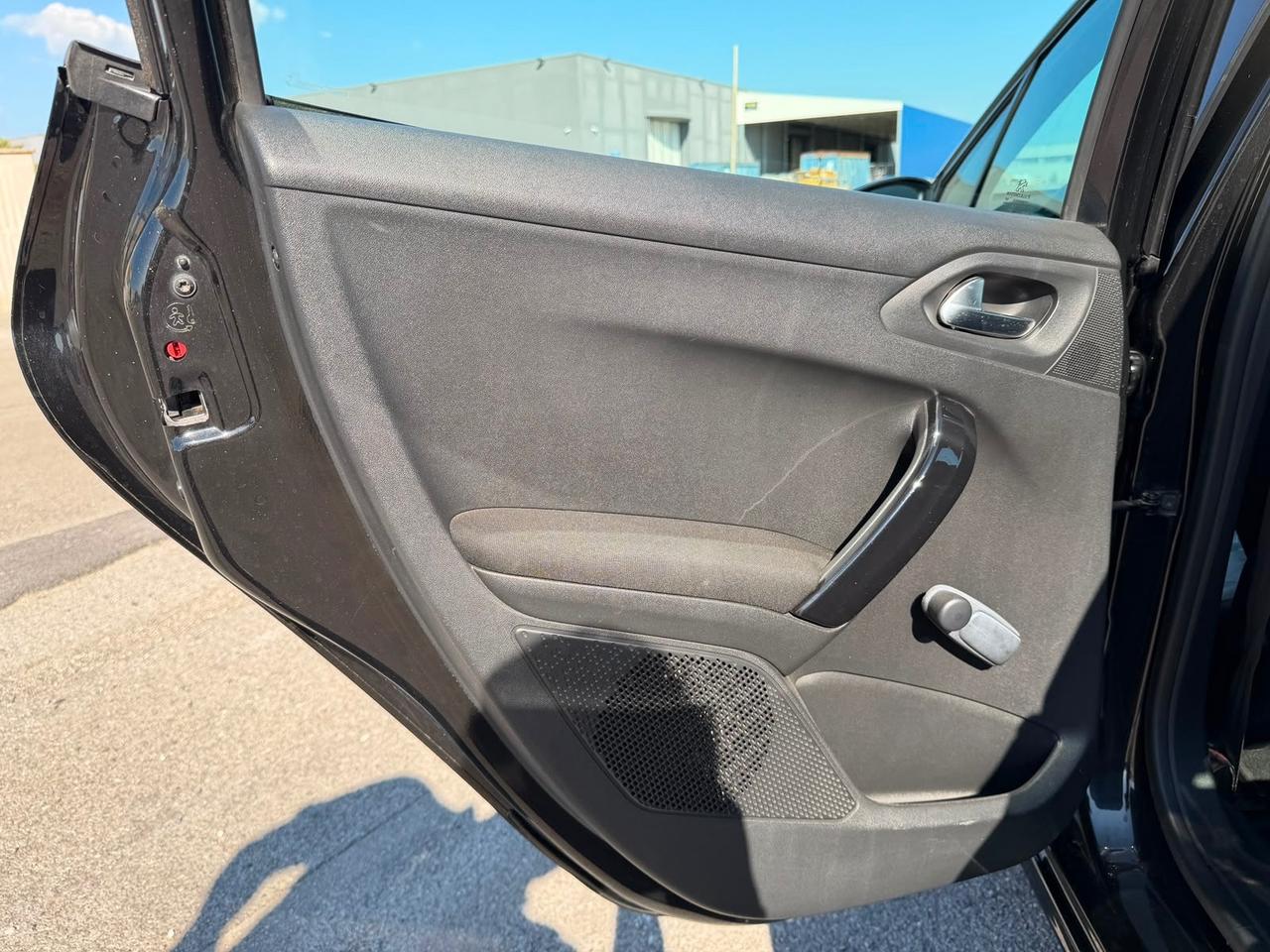Peugeot 208 150000 KM GARANZIA 12 MESI