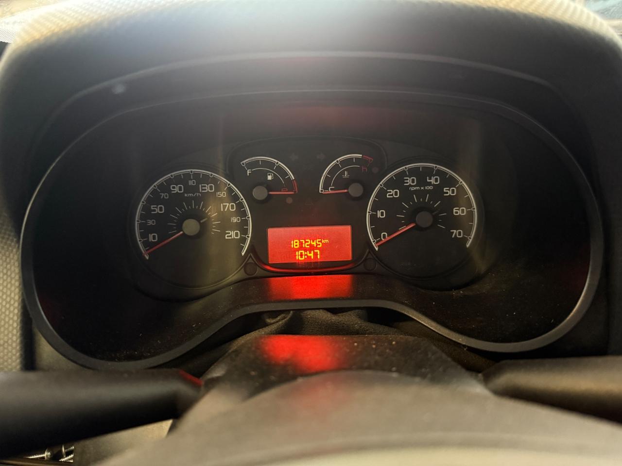 Fiat Doblo 1.4 T-Jet 16V Natural Power Dynamic
