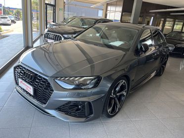 AUDI RS4 2900 TFSI 450 CV Tiptronic
