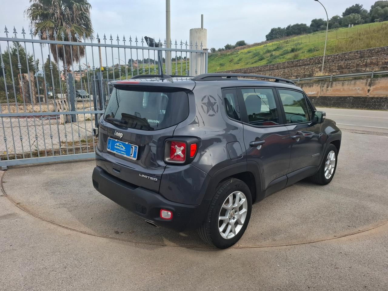 Jeep Renegade 1.3 T4 DDCT Limited Anno 2021