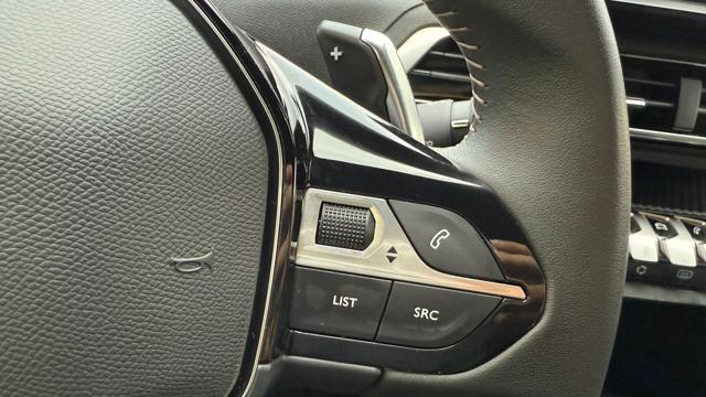 PEUGEOT 3008 HYBRID 180 e-EAT8 ALLURE PACK*24M.G.*