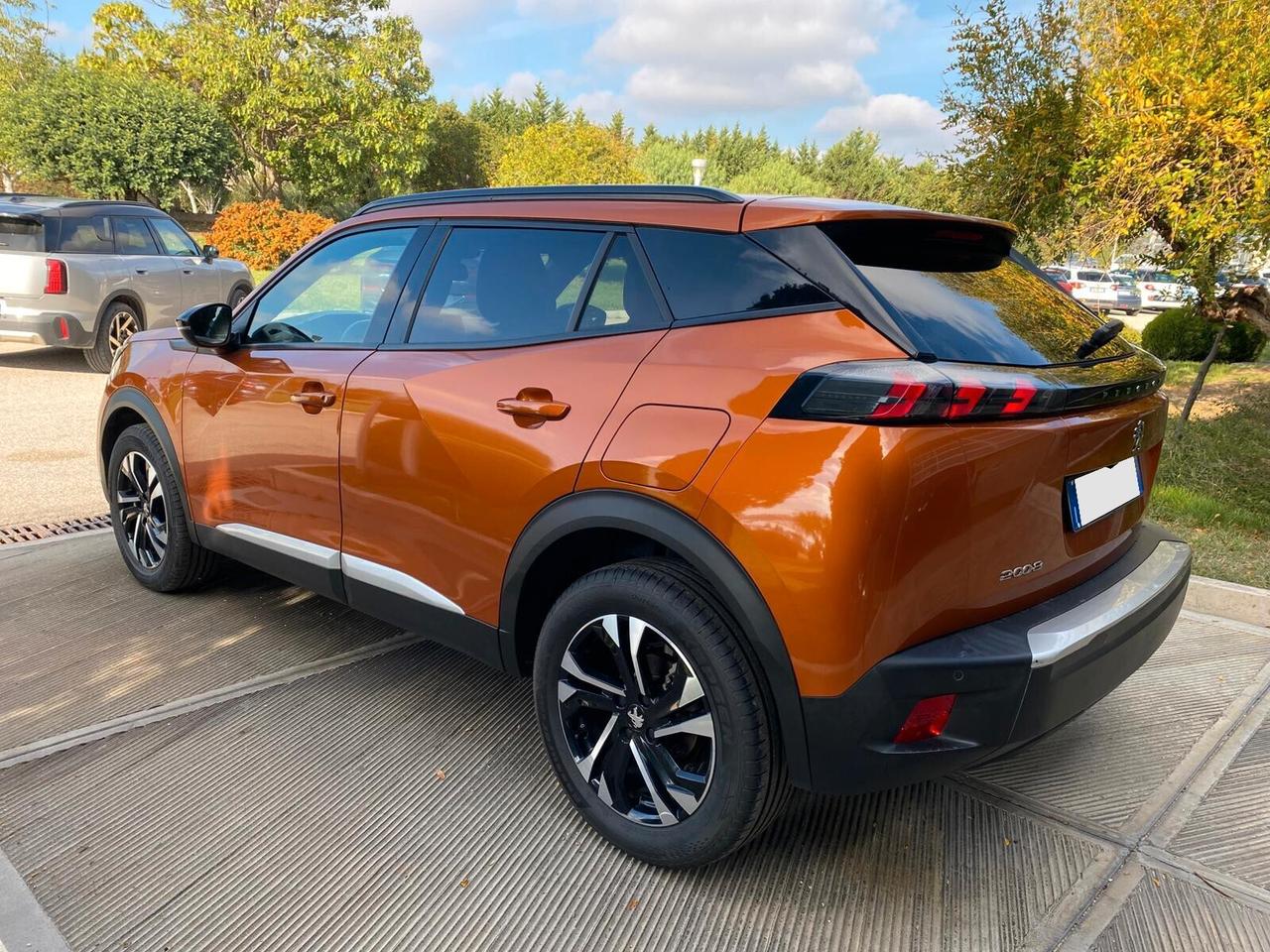 Peugeot 2008 PureTech 100 S&S Allure Pack