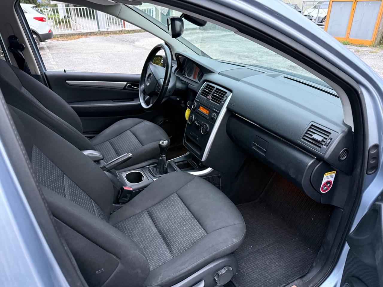 Mercedes-Benz B200 CDI 140cv E5
