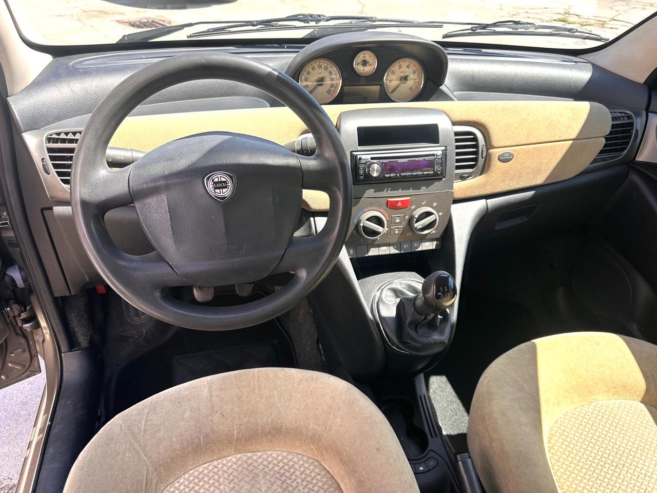 Lancia Ypsilon 1.3 Multijet 70 cavalli Platino NEOPATENTATI