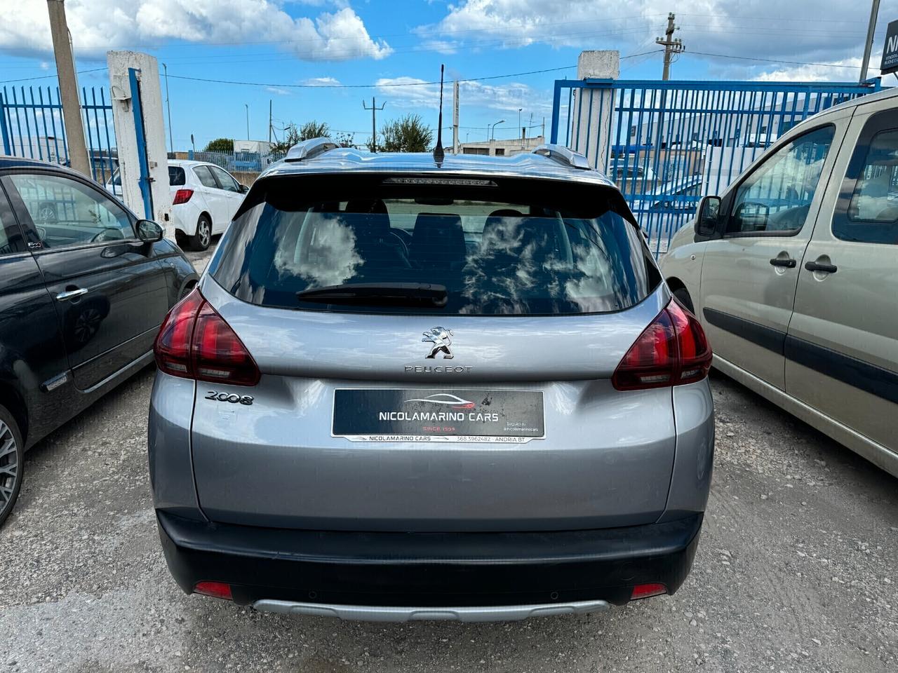 Peugeot 2008 BlueHDi 100 S&S AUTOMATICA