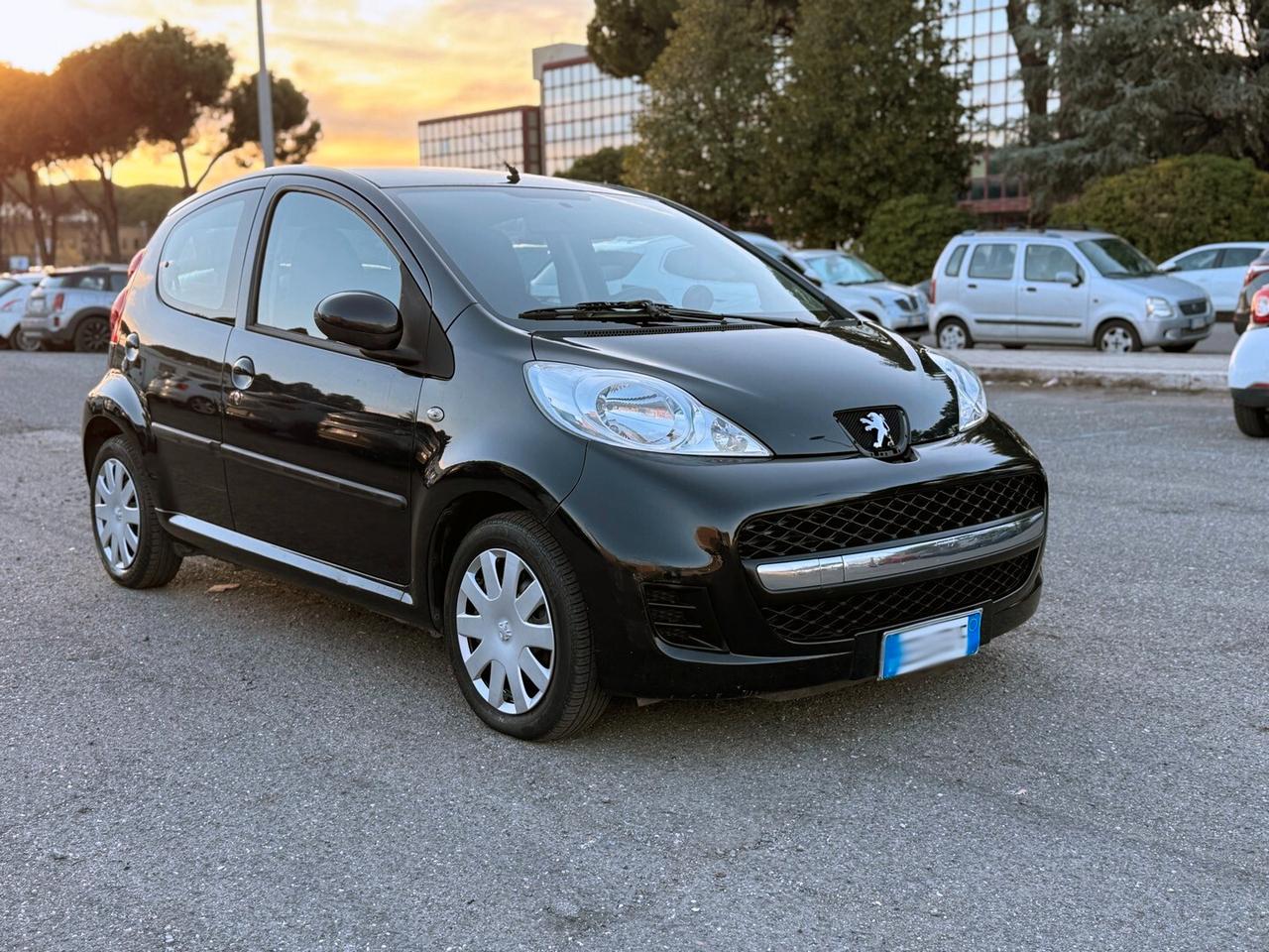 Peugeot 107 1.0 68CV 5p. - 2011