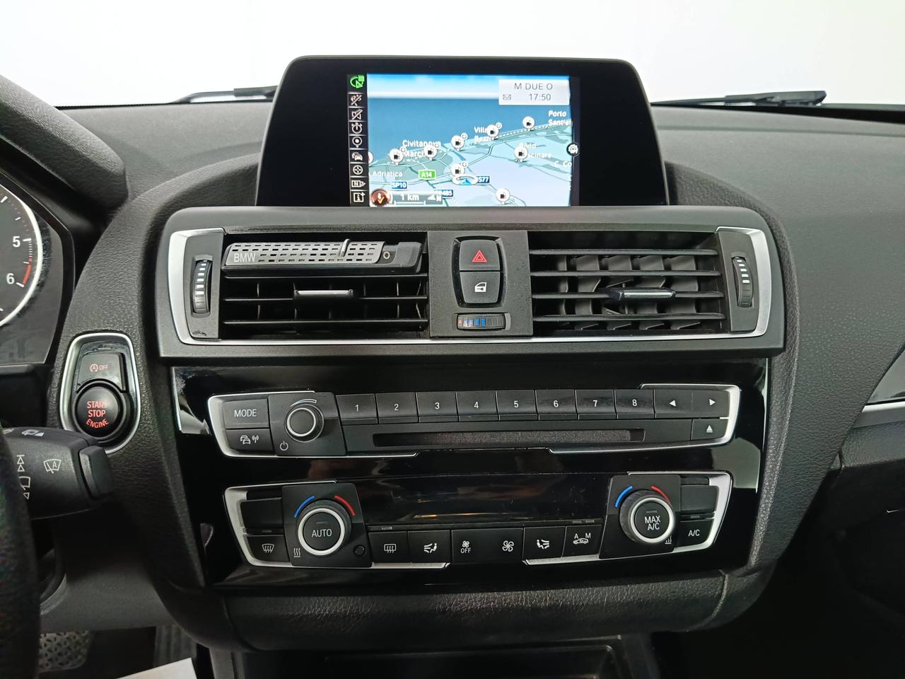 BMW Serie 1 F/20-21 2015 - 118d Sport 5p auto