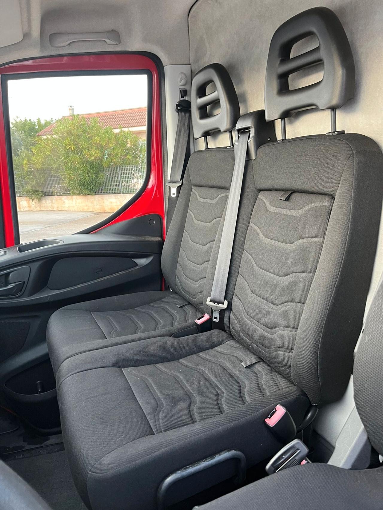 Iveco daily 35 S15 2.3 diesel autocarro