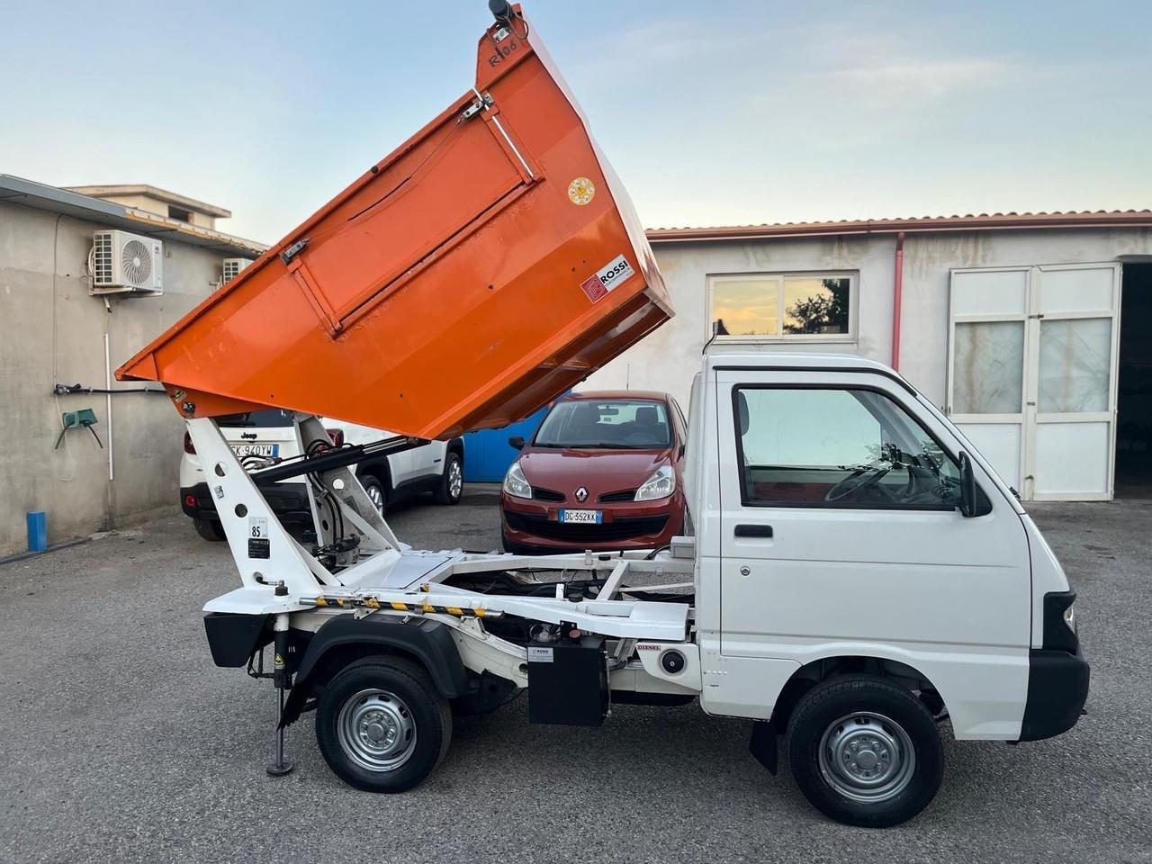 Piaggio quargo con vasca/rib.-700cc- Diesel -2014