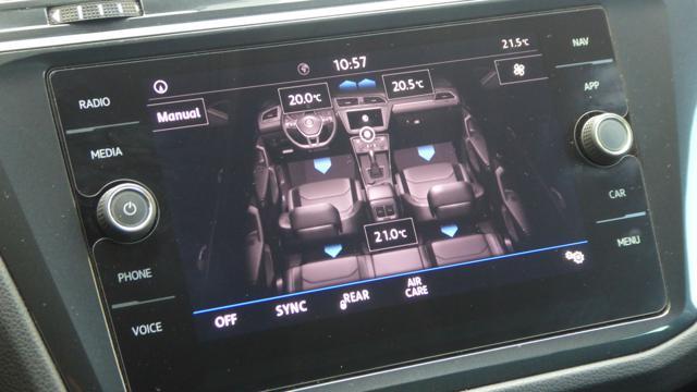 VOLKSWAGEN Tiguan 2.0 TDI SCR DSG Business BlueMotion Technology
