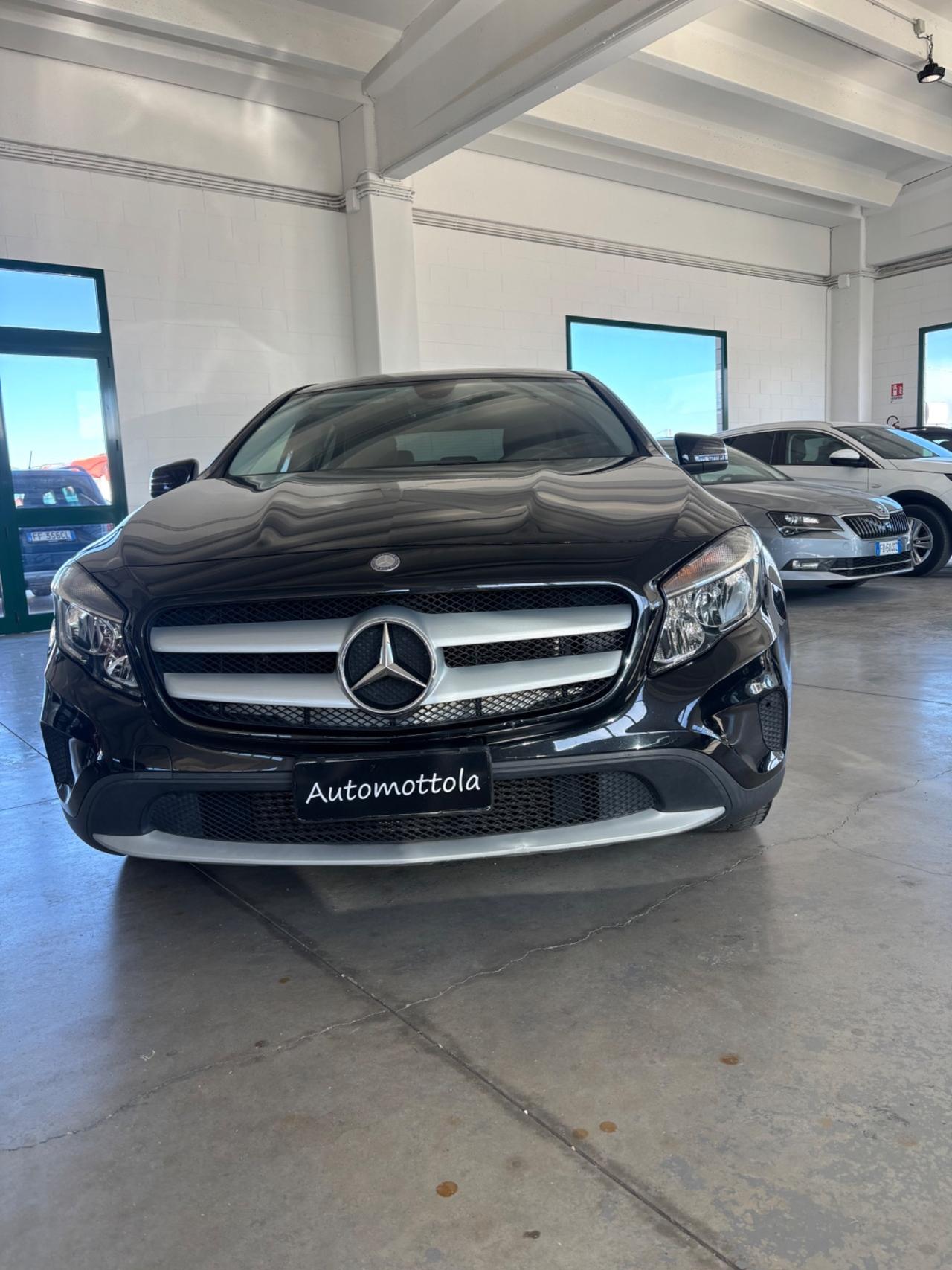 Mercedes-benz GLA 180 CDI Premium