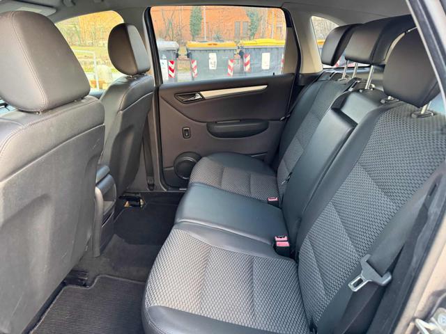 MERCEDES-BENZ B 180 CDI Chrome senza nessun lavoro da fare