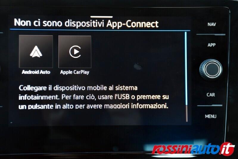 VOLKSWAGEN T-ROC 1.0 TSI 110 CV STYLE + R17 BI-COLOR