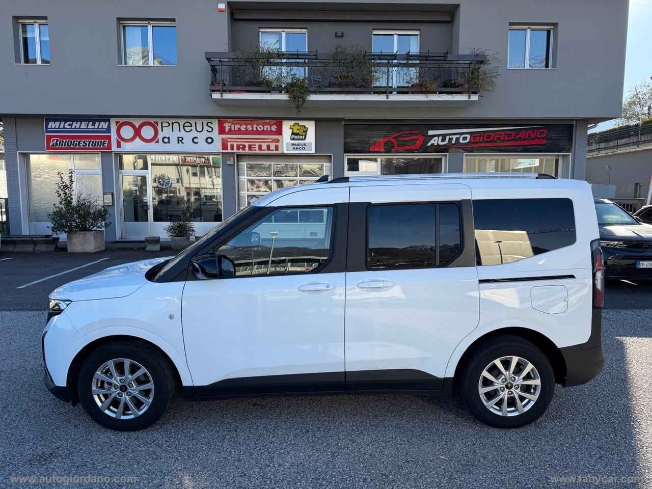 FORD Tourneo Courier 1.0 EcoBoost Pow. Tit. WINTER PACK