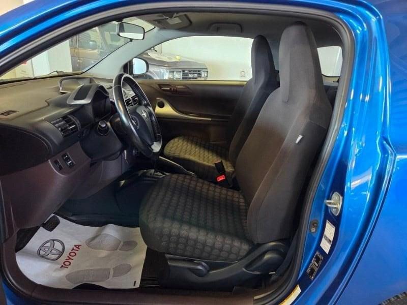 Toyota iQ 1.0