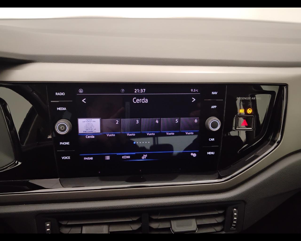 VOLKSWAGEN Polo VI 2017 - Polo 5p 1.0 evo Comfortline 80cv