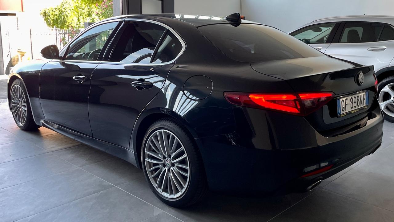 ALFA ROMEO GIULIA 2.2 SUPER AT8 190CV - FULL LED, PELLE, SEDILI RISCALDATI