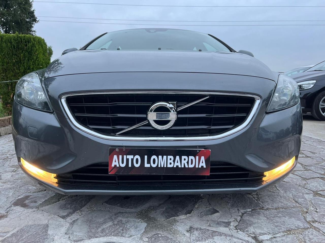 Volvo V40 D2 1.6 Summum