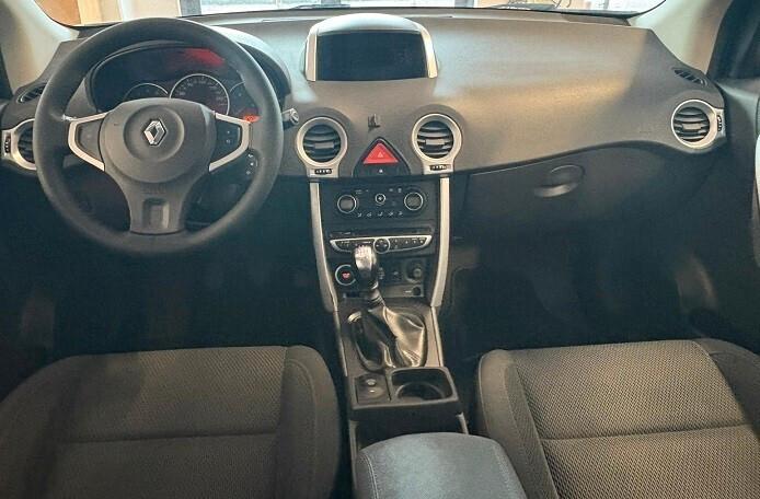 RENAULT KOLEOS 4X4 Ruote motrici DIESEL 2.0 CV 150 con Km 218.185 tagliandati garanzia 12 mesi