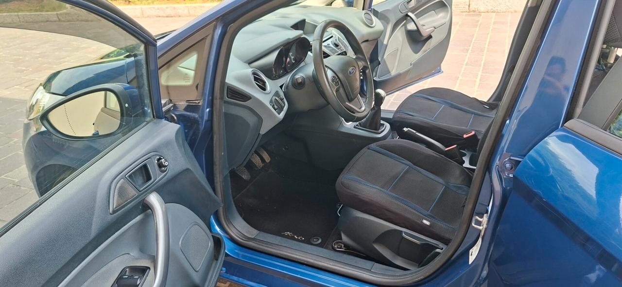 FIESTA 1.2 5 PORTE TITANIUM KM 72000 X NEOPATENTATI