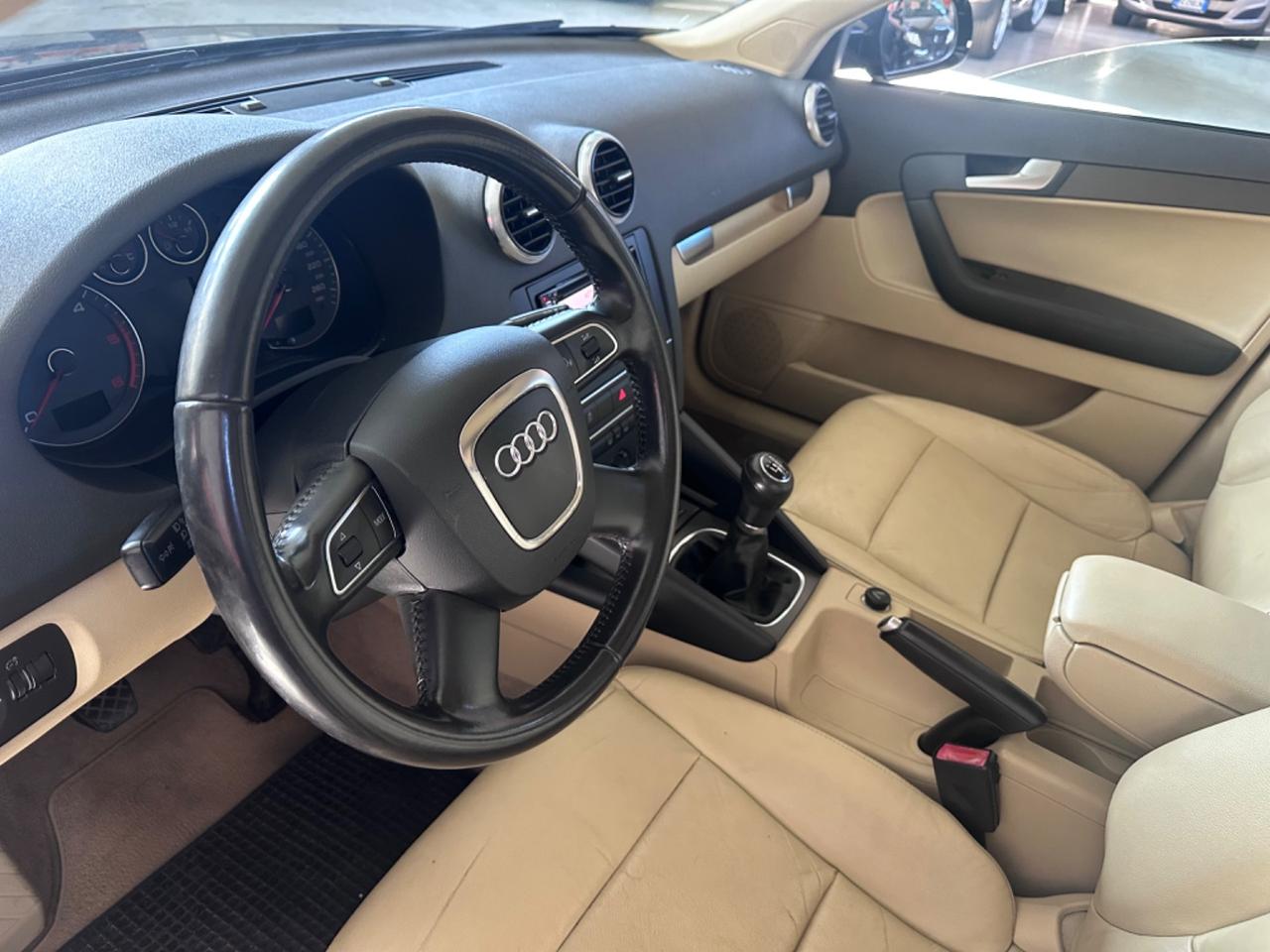 Audi A3 1.6 TDI Young Edition