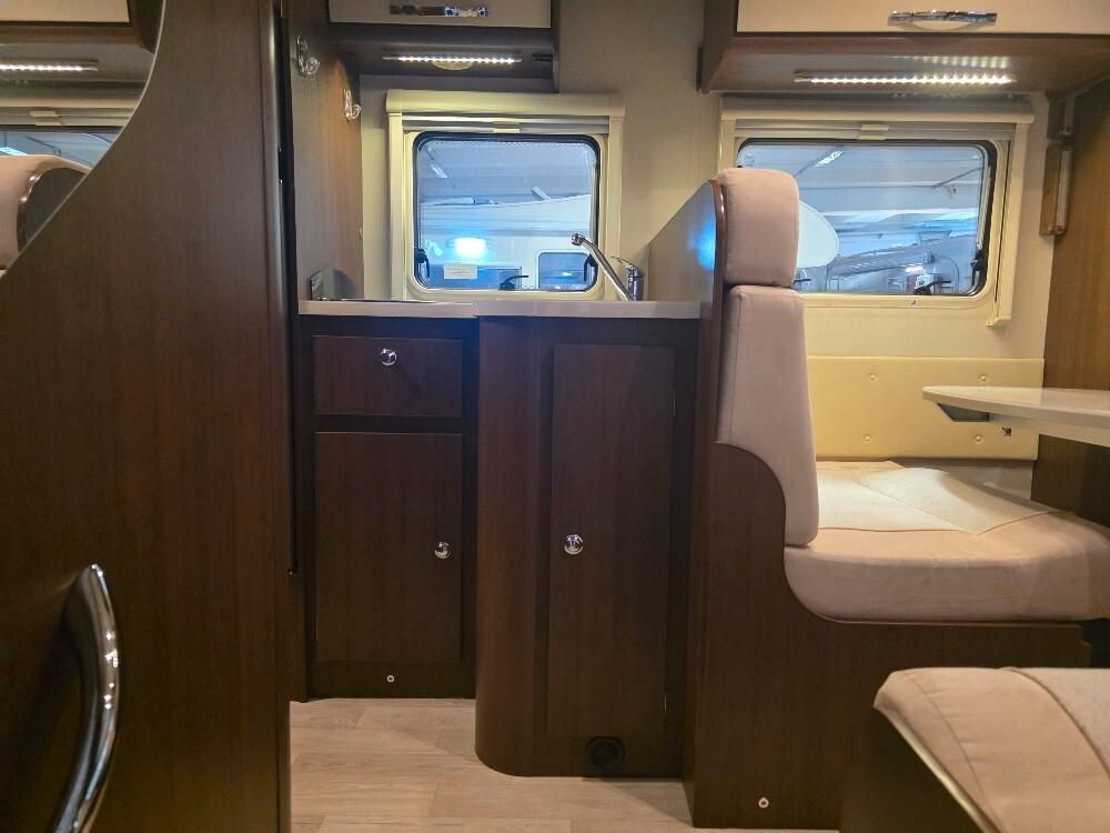CAMPER ROLLER TEAM T-LINE GARAGE S