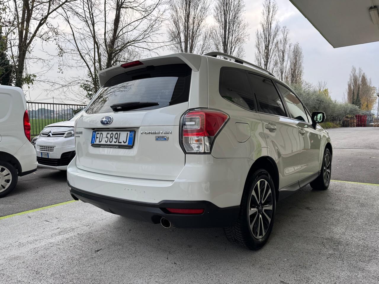 Subaru Forester 2.0d Sport Style Auto AWD GARANZIA