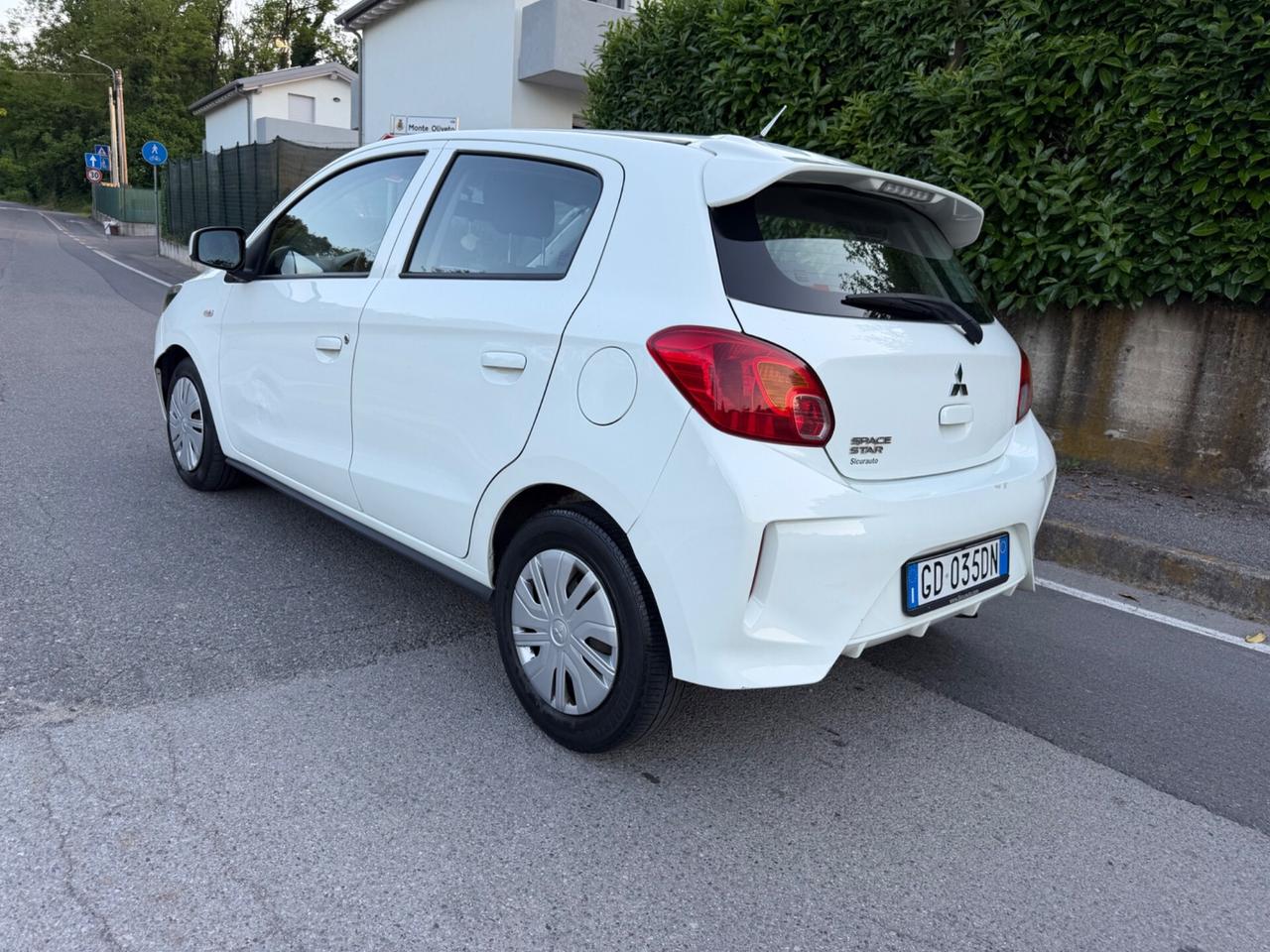 Mitsubishi Space Star 1.0 ClearTec Intense NAVI