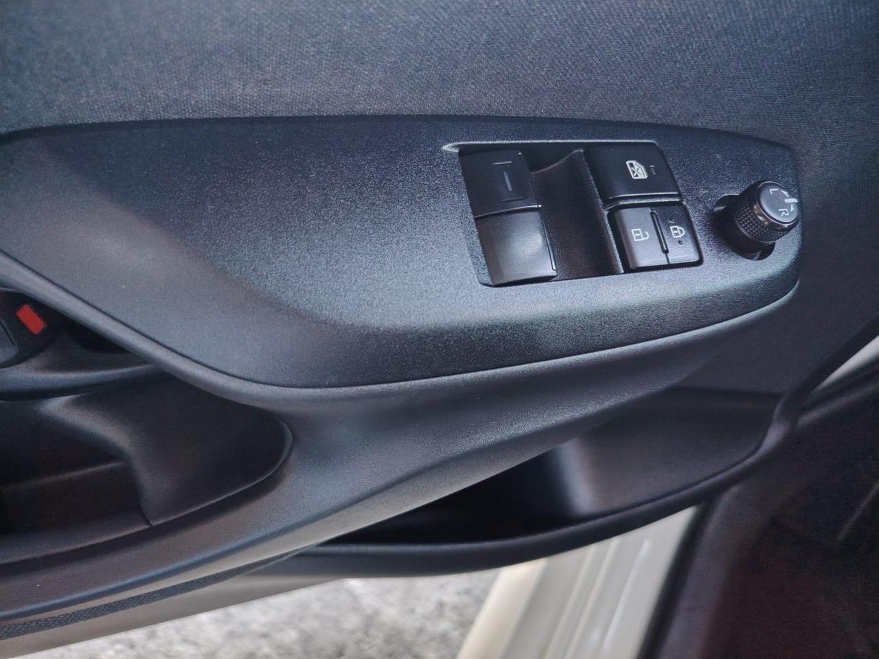 Toyota Yaris CAMBIO AUTOMATICO 1.5 Hybrid 5 porte