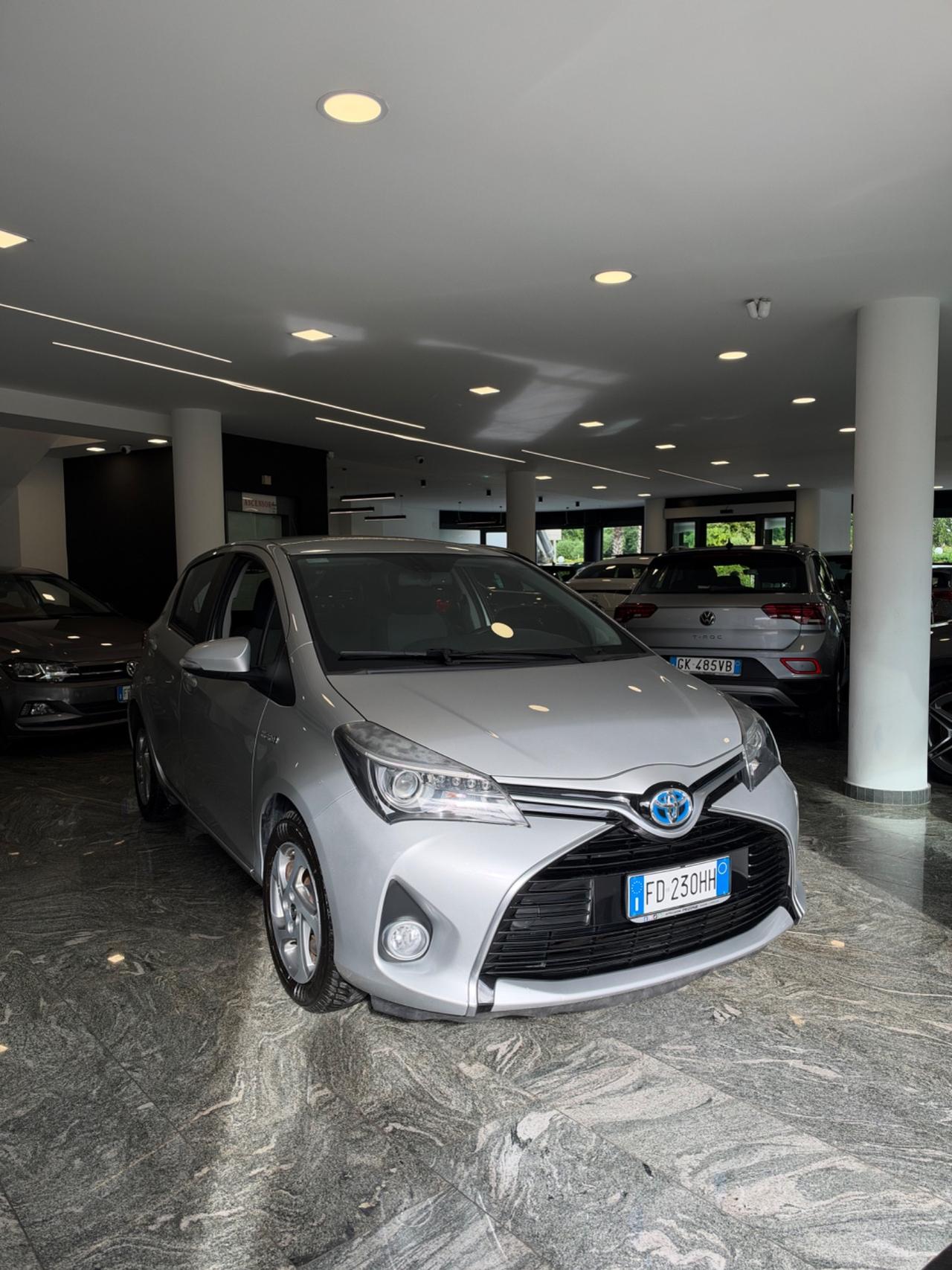 Toyota Yaris 1.5 Hybrid 5 porte Active