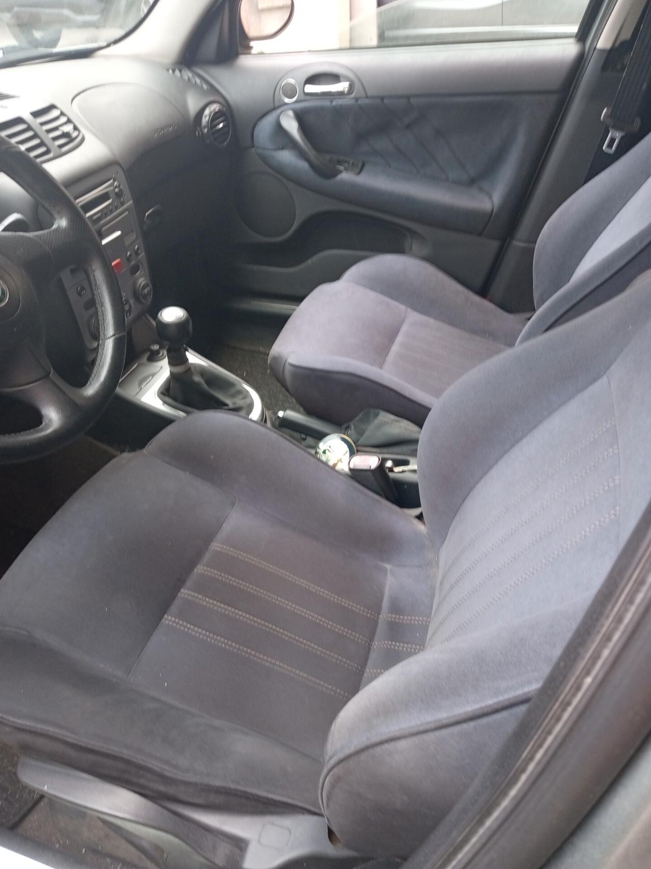 Alfa Romeo 147 1.9 JTD 16V cat 5 porte 6 marce