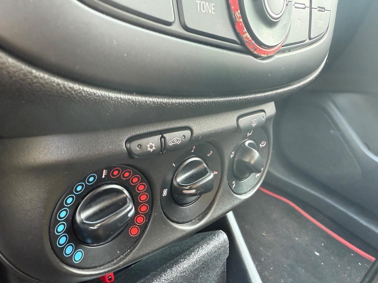 Opel Corsa 1.2 5 porte EDITION2016