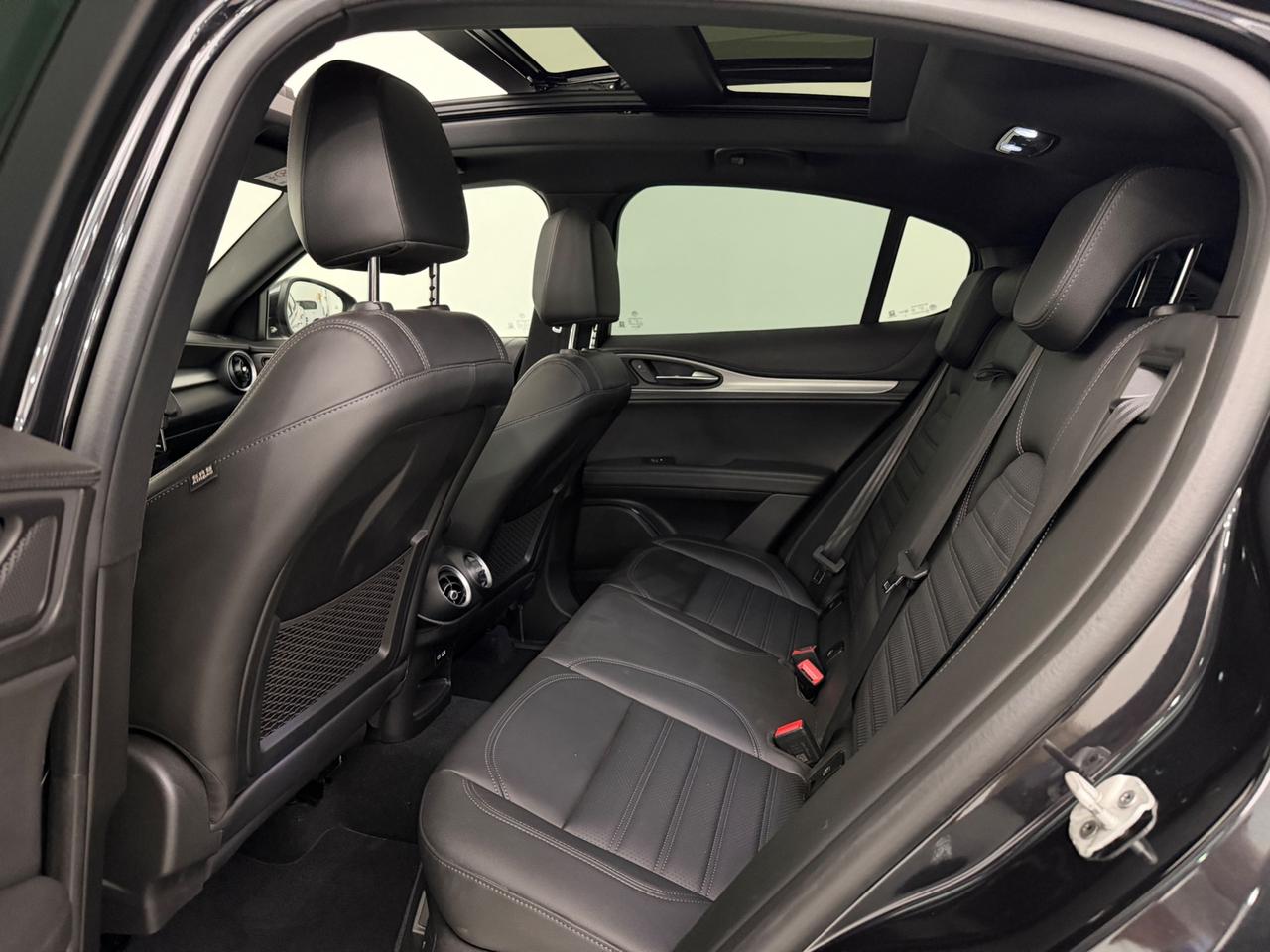 ALFA ROMEO STELVIO Q4 VELOCE 210 CV TETTO/H&K/SEDILI ELETRICI