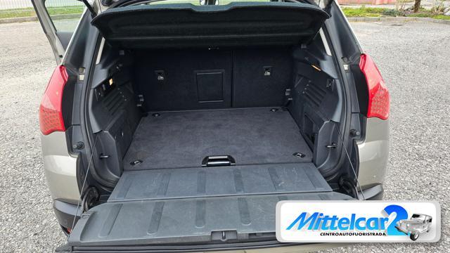 PEUGEOT 3008 1.6 HDi 110CV Tecno