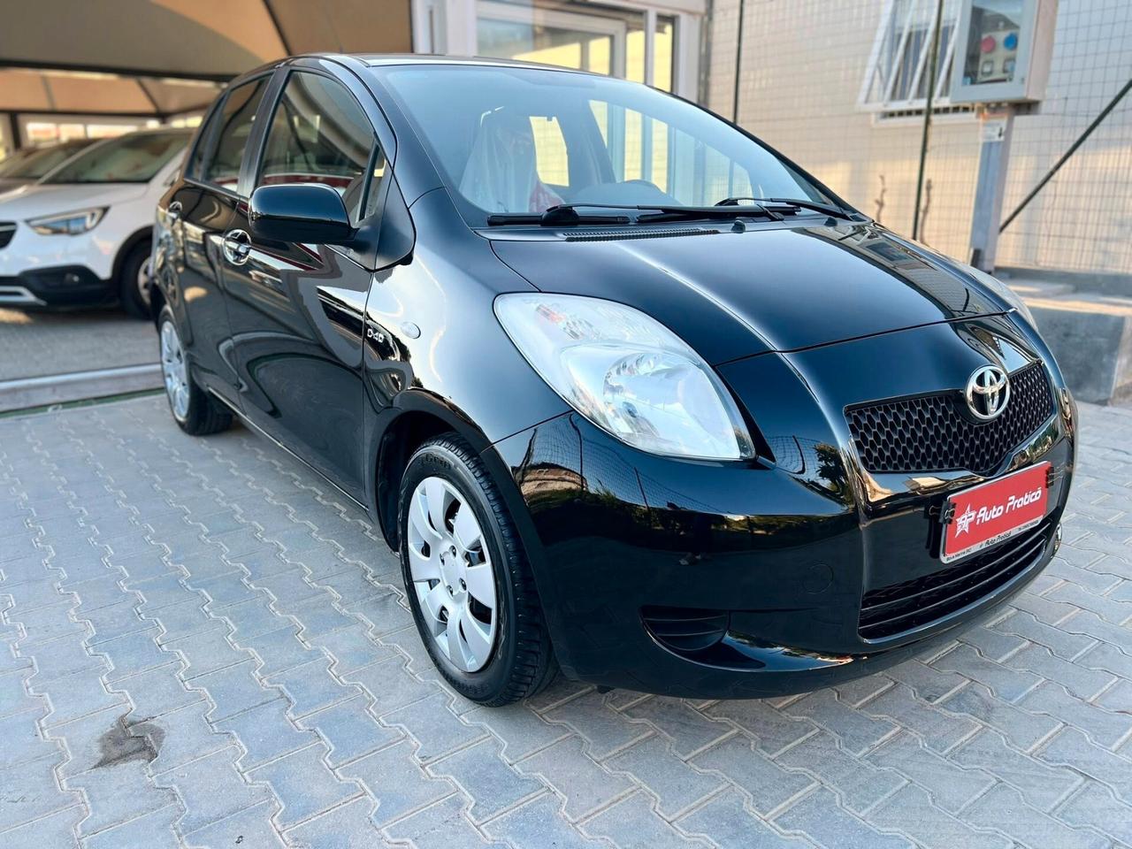 Toyota Yaris 1.4 D-4D 5 porte Sol